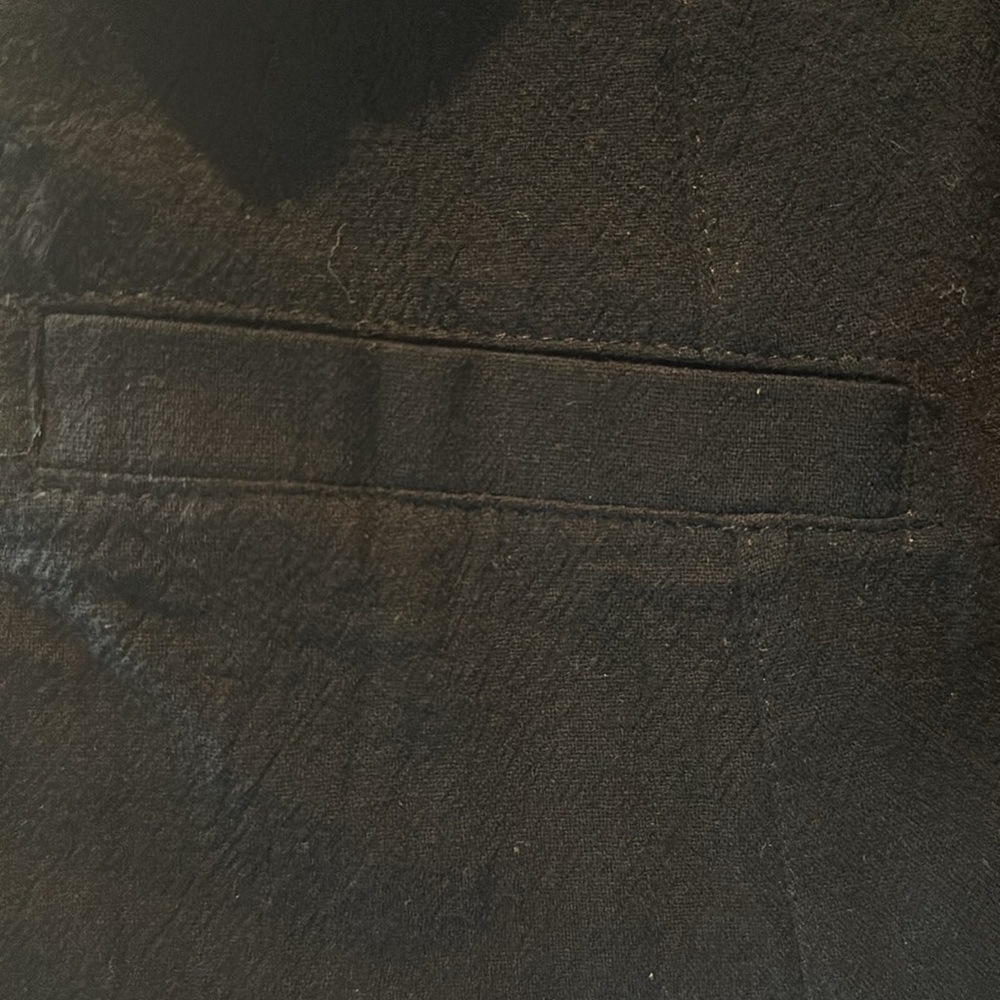 Vest - Picture 3 of 4
